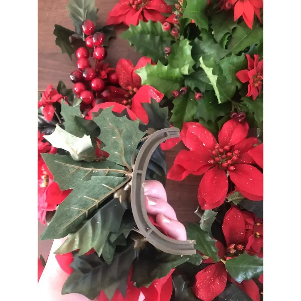 Vtg Christmas Floral Poinsettia Leaves Berries Crafts Bits And Pieces